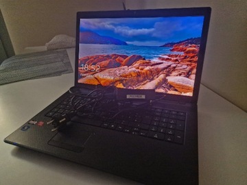 Laptop do internetu Acer Aspire 7250 AAB70 zasilac