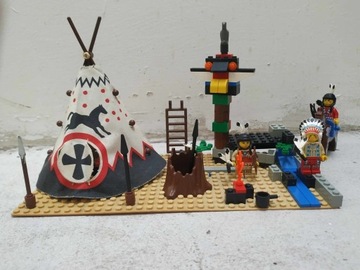 LEGO System Western 6746 Chief's Tepee