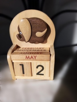 kalendarz drewniany