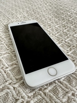 Apple IPhone 8 64 GB Biały