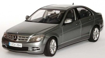 1:18 Mercedes C Klasse (W204) AutoArt Dealerska