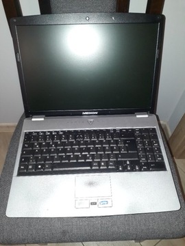 Laptop MEDION MD 96630 VISTA uszkodzony