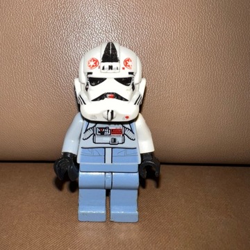 LEGO Star Wars - Figurka AT-AT Driver sw0581