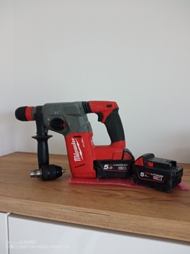 Milwaukee m18 CHX jak nowa 2x 5ah i ładowarka 