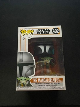 Funko POP The Mandalorian with the Child