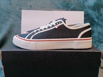 TOMMY HILFIGER NOWE KLASYCZNE SNEAKERSY R.42