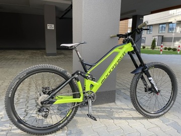 Mondraker Summum / downhill full fr dh dirt