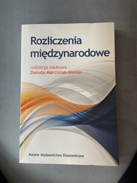 Rozliczenia międzynarodowe, podręcznik z płytą CD