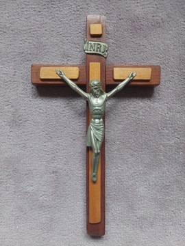 Krzyż naścienny Jezus Chrystus 