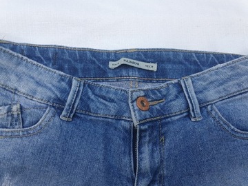 Krótkie spodenki jeans roz 38 M pull Bear +gratis