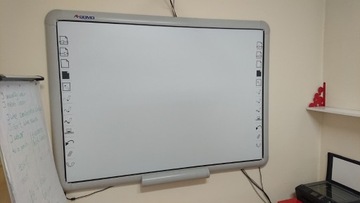 Tablica interaktywna Qomo QWB200-BW 88"+ projektor