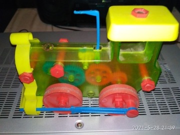 Zabawka dla dzieci lokomotywa Pewex