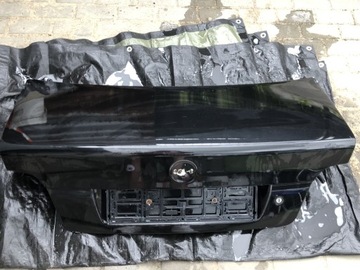 Klapa bagażnika tył sedan BMW E39 530 303/9 czarna