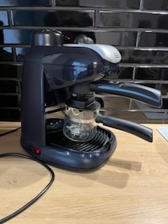 Ekspres do kawy DeLonghi EC7