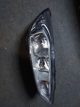 Reflektor Ford Focus Mk3 2010-2018 prawy