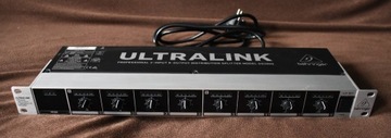 Splitter Behringer Ultralink DS2800