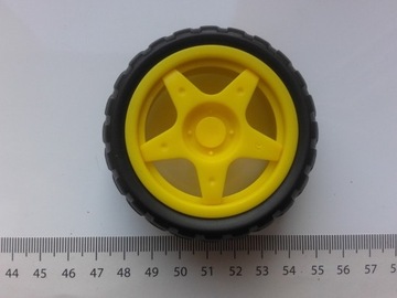Koło z oponą do silnika TT, 67mmx28mm, kolor żółto