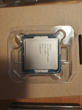 procesor Intel i5-4670k.