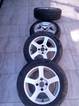 Opony z felgami 195/60 r15 4x108