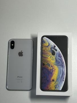 iPhone XS silver