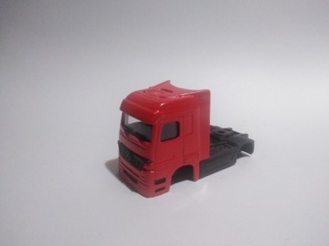 Mercedes Actros 1/87 prawie jak Herpa