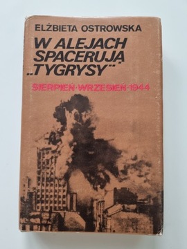 W Alejach spacerują Tygrysy