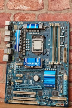 GIGABYTE GA-P55A-UD4  +  i7-860/Xeon