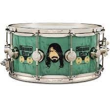 Dave Grohl presents his DW ICON Snare Drum
