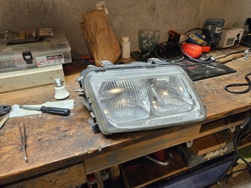 Audi A3 8L 99r lampa przednia prawa