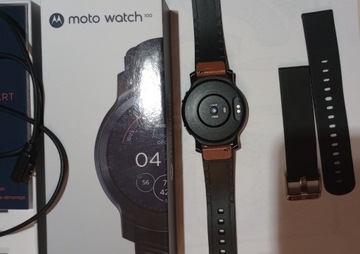 Smartwatche moto watch 100