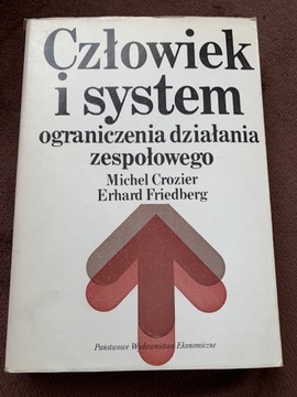 Człowiek i system ograniczenia działania   D