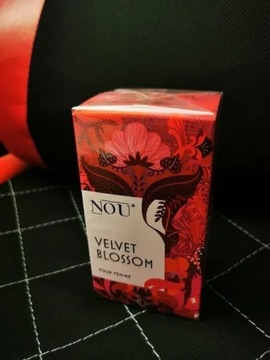 NOU Velvet Blossom woda perfumowana dla kobiet 50m