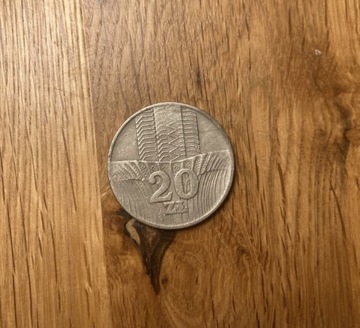 Moneta 20zł wieżowiec i kłosy 1976r.