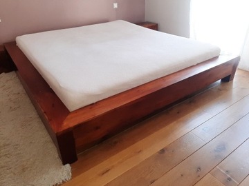 Łóżko z drewna polisandra indyjskiego 200 x 180 cm