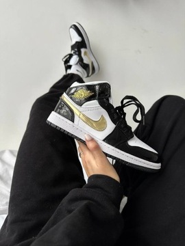 Air Jordan 1 MID PATENT GOLDEN BLACK