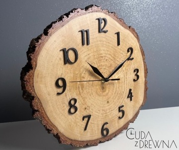 Unikatowy prezent -Zegar ścienny z drewna 30 cm 