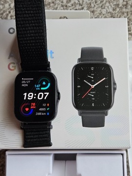 Smartwatch Amazfit GTS 2e - stan bdb, dwa dodatkowe paski