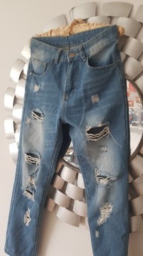 Spodnie jeansowe Boyfrend z dziurami 36