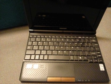 Toshiba laptop NB500