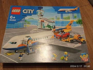 LEGO 60262 samolot pasażerski 