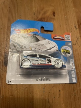 12 Ford Fiesta Hot Wheels