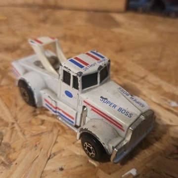 Matchbox Kenworth 1982