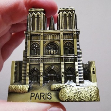 Metalowy magnes na lodówkę 3D Francja Paryż