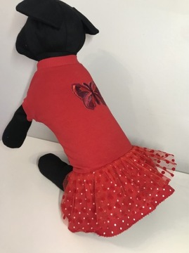 Czerwona sukienka z tiulem dla małego psa york 