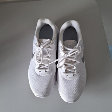 Buty sportowe damskie firmy Nike 