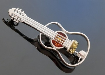 Gitara elegancka nowoczesna broszka z  bursztynem