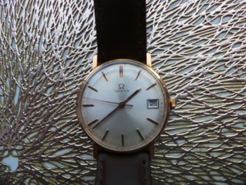 Złoty zegarek omega 18k