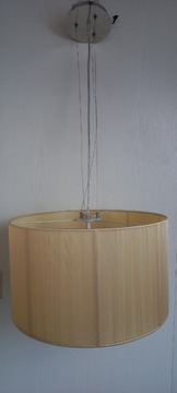 Lampa wisząca z abażurem w kształcie walca 