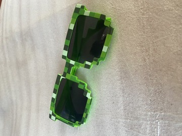 Okulary Przeciwsłoneczne W Stylu Minecraft