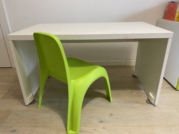 Biurko Ikea dla dziecka 2,3,4,5 lat + krzesło 